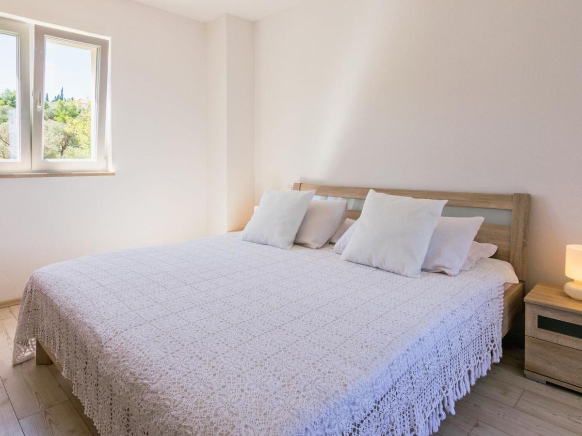 Apartment Villa 2 Pools-4 By Interhome Sutivan Zewnętrze zdjęcie